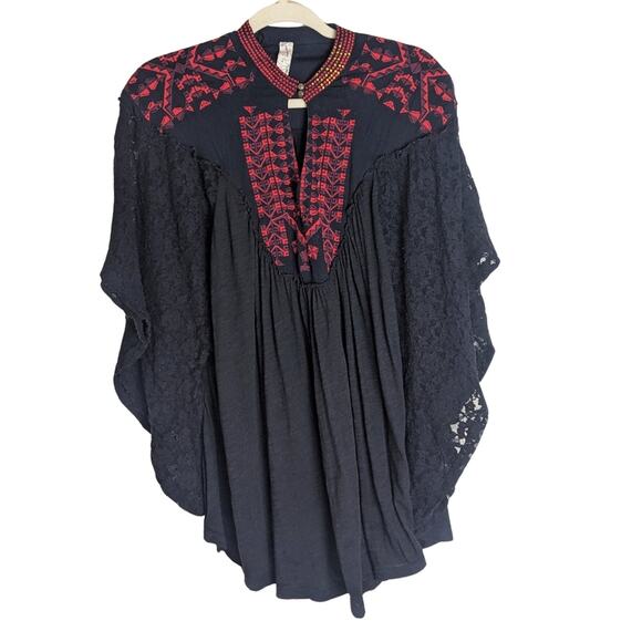 Free People Whimsigoth Batwing Tunic Top Embroidered Oversized Women's Size XS - Picture 1 of 10